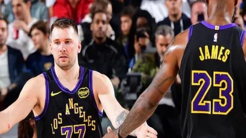 馬克西末節三分投射引爭議：手臂觸碰或應判三次罰球